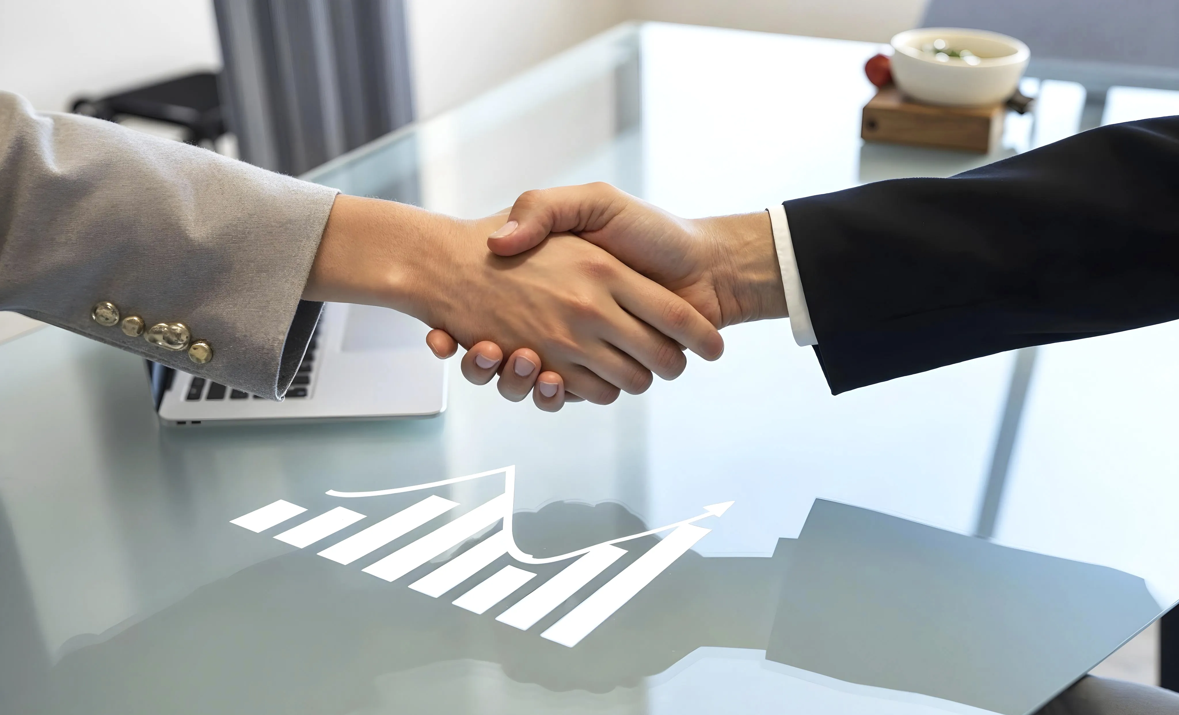 Franchise Almak Mantıklı mı? Bayilik Veren Firmalar ve Yatırım Rehberi kapak görseli